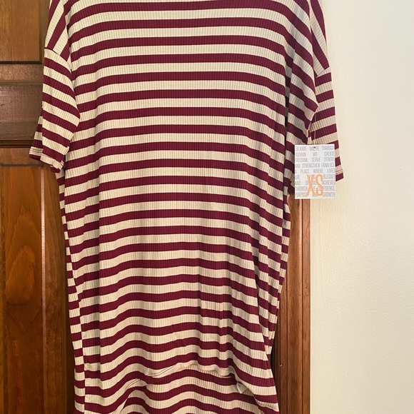 Lularoe Irma tunic - Picture 4 of 5